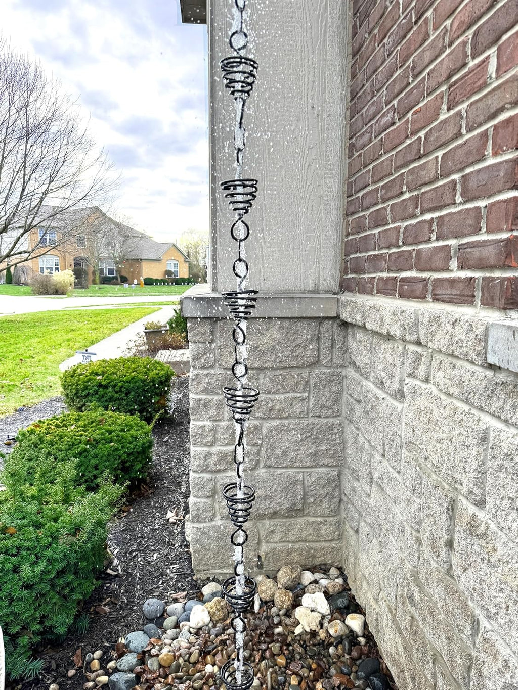 Black Metal 8.5 FT Rain Chain D810739