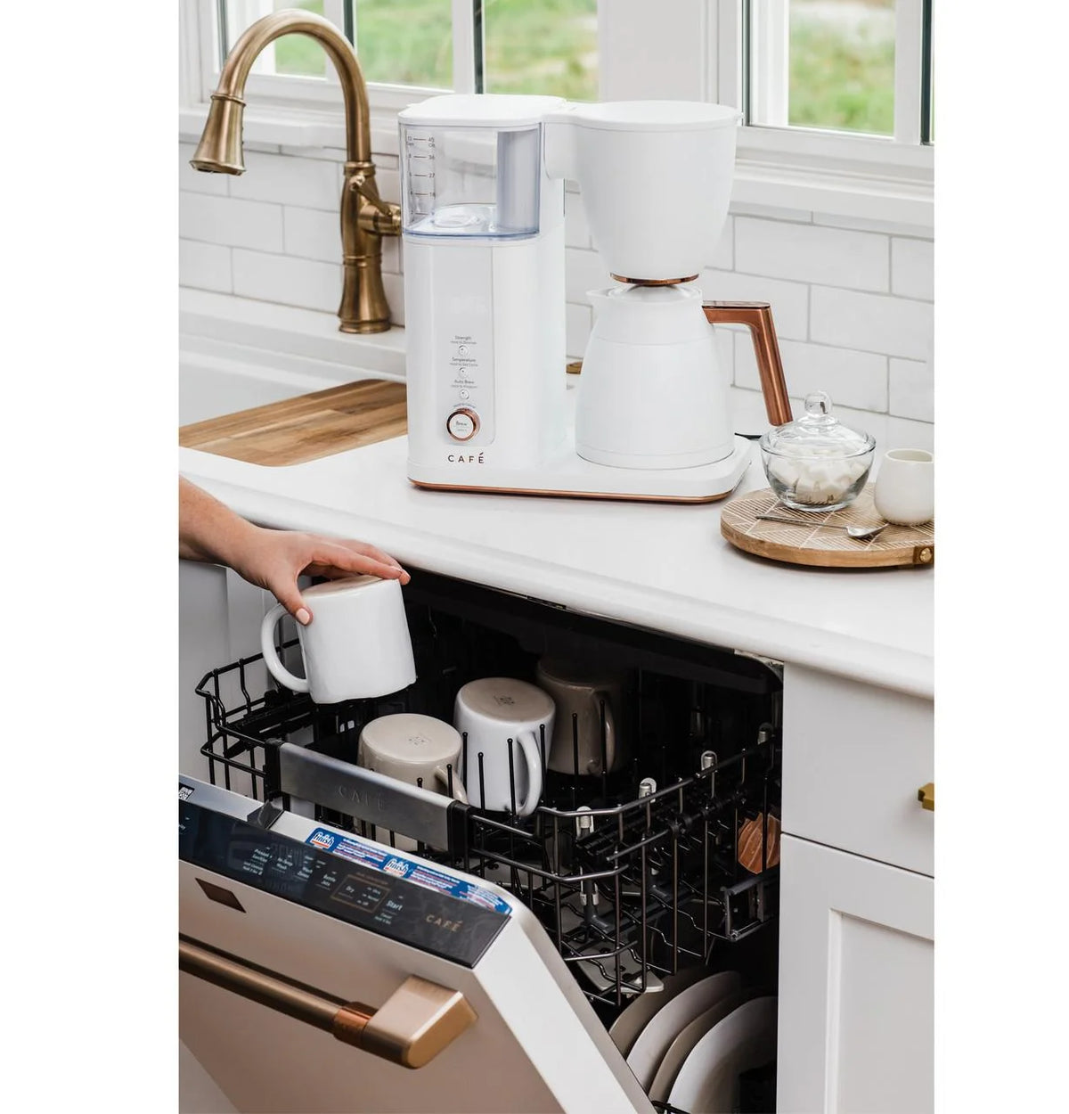 10-Cup WiFi Coffee Maker H70502