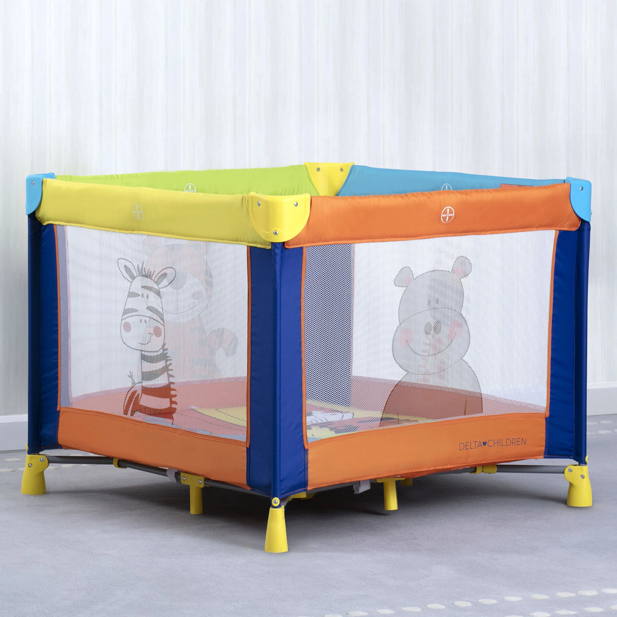 Play Yard F9694