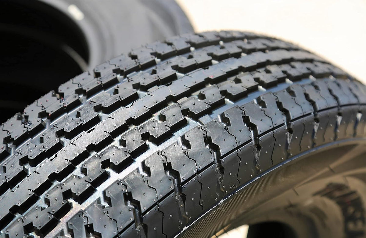 ST225/75R15 10-Ply Trailer Radial Tire W660250