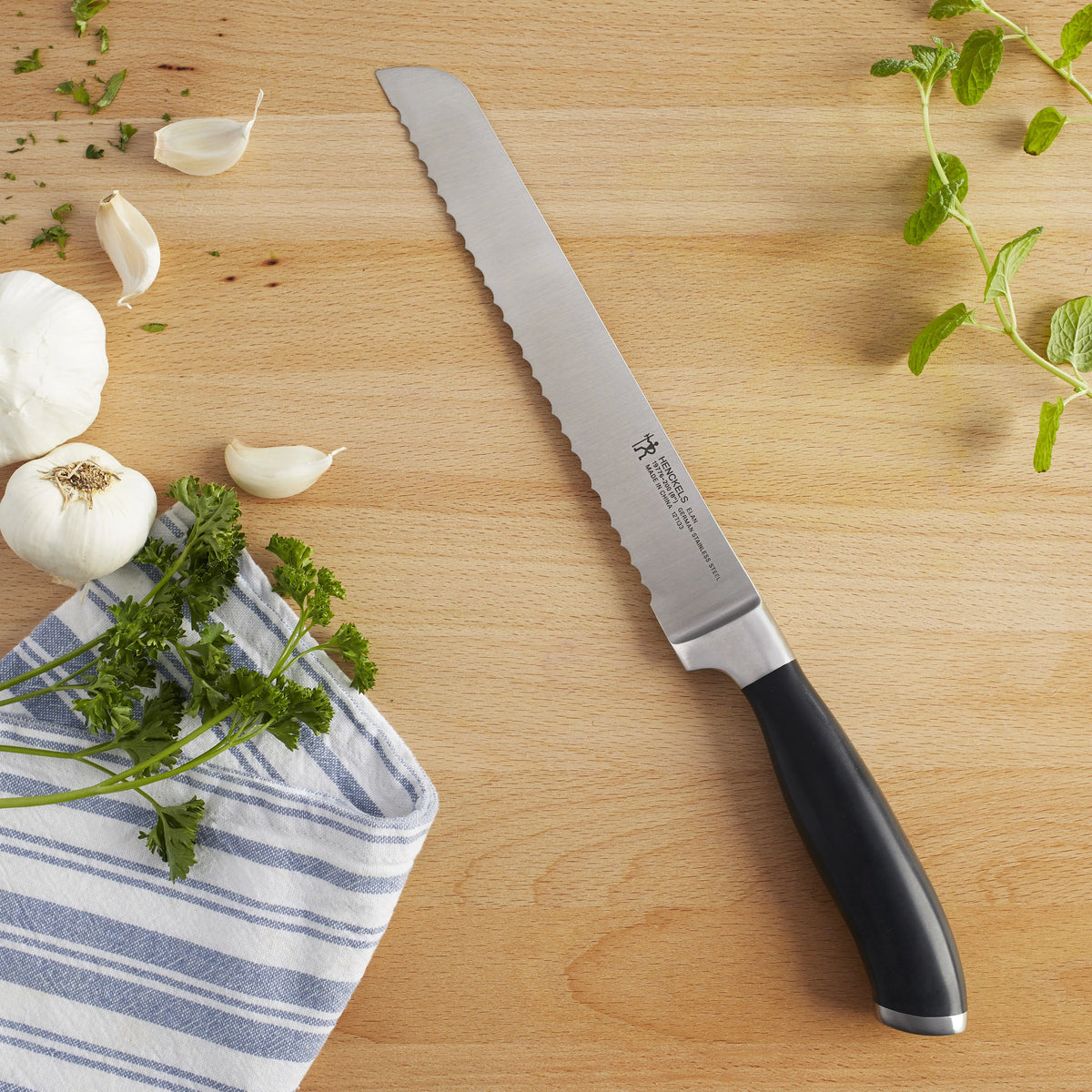8 Bread Knife K4005