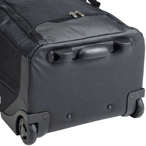 Catcher's Wheeled Bag V60951