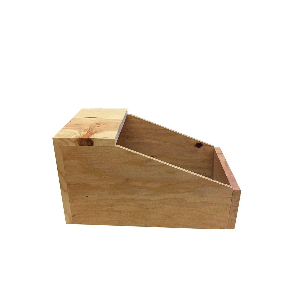 Rabbit Nesting Box Y152