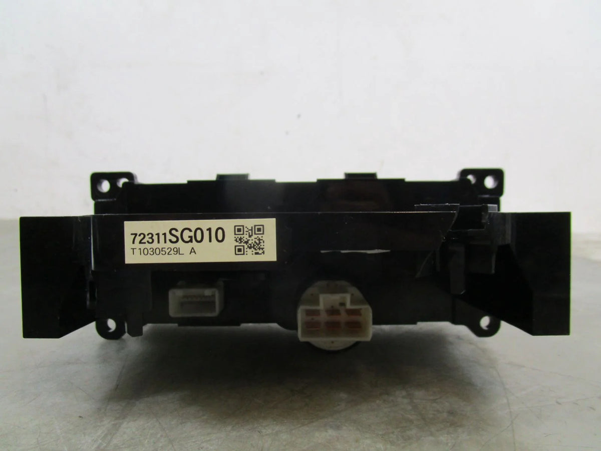 14 15 2014-2015 Subaru Forester Heater & AC Control Unit V1819