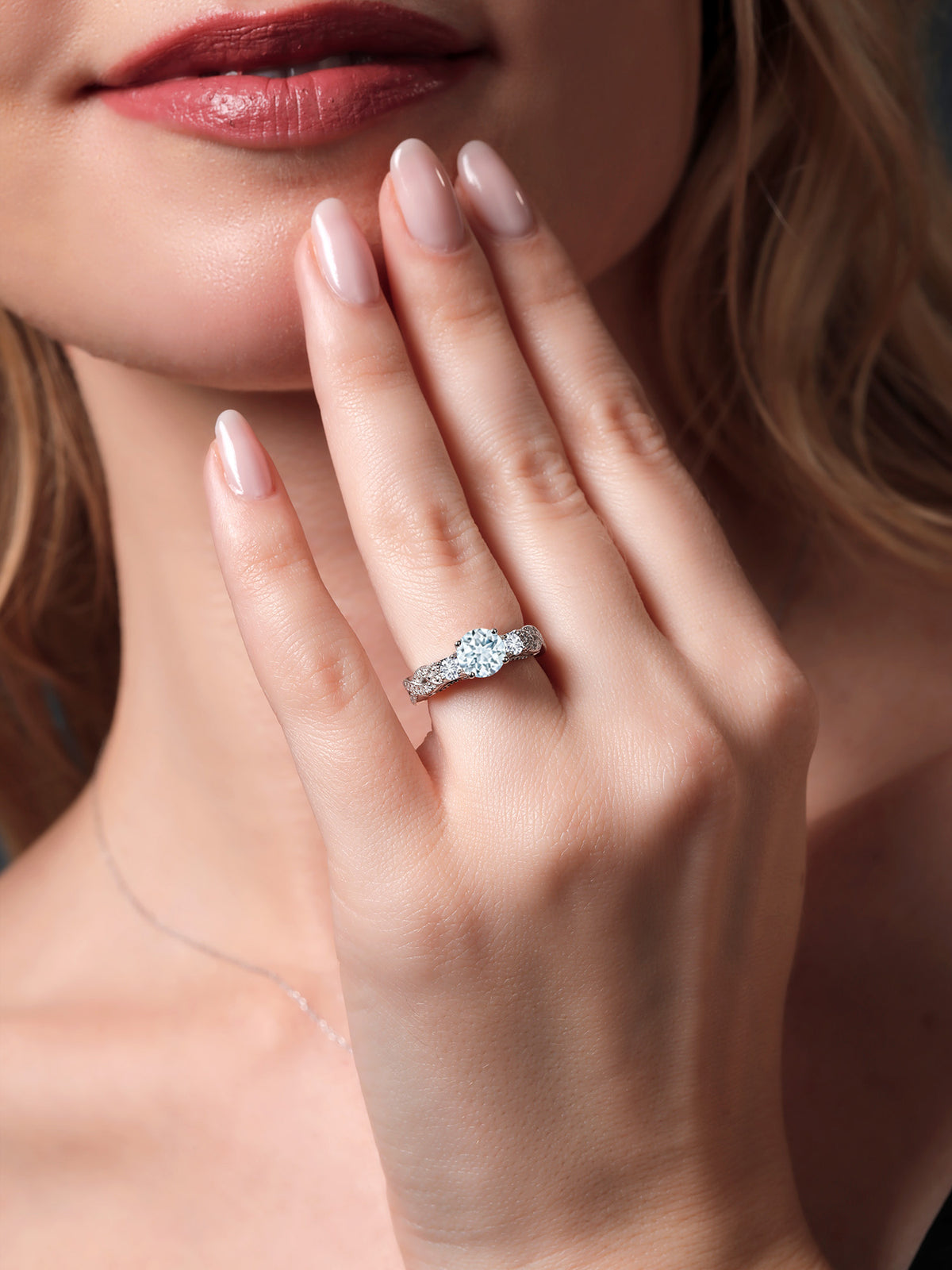 925 Sterling Silver Sky Blue Aquamarine White Diamond White Moissanite Engagement Ring M719