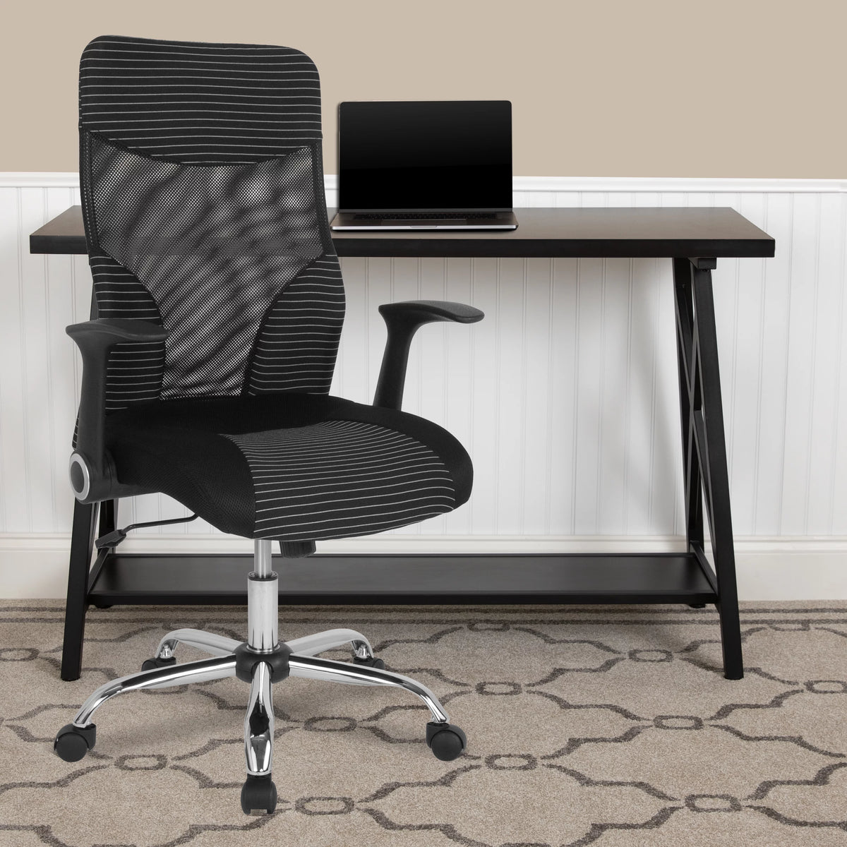 Black and White Mesh Office Chair S676608